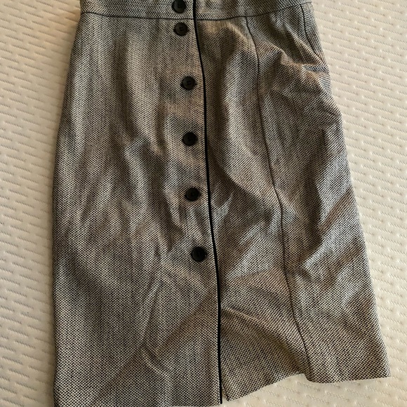 H&M Pencil Skirt - Picture 1 of 2